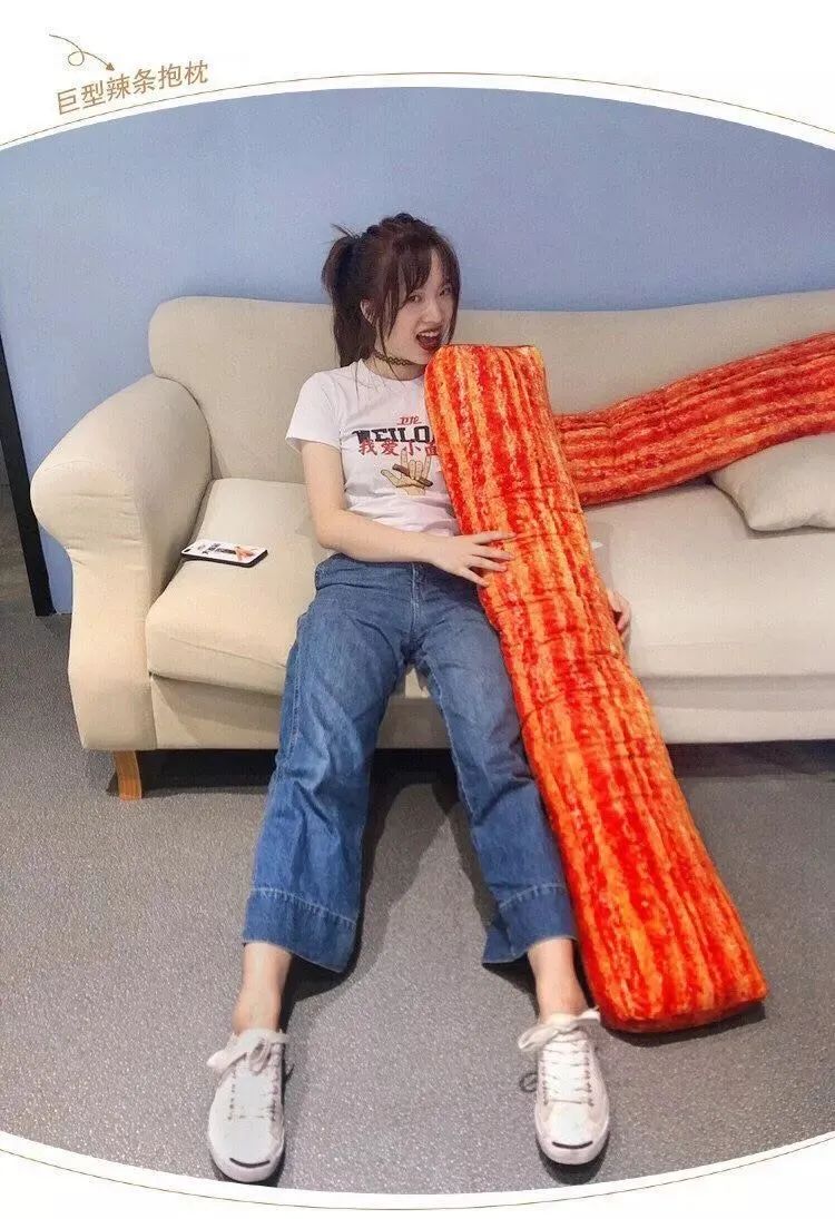 跨界一時爽，衛龍的營銷，現在還值幾根辣條？