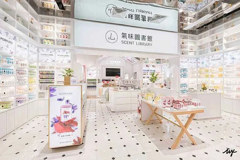 商業物種生存學——香奈兒超市“show”背后，有怎樣的混搭邏輯？
